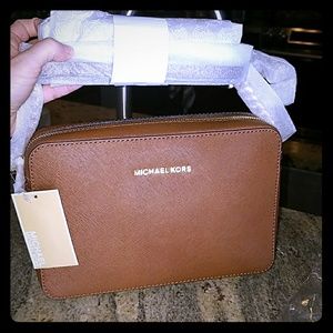Michael Kors Jet Set Travel Purse